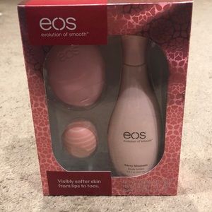 Eos Berry Blossom Gift Set